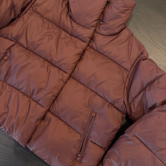 Alo Yoga Cherry Cola Gold Rush Puffer - Picture 6 of 7
